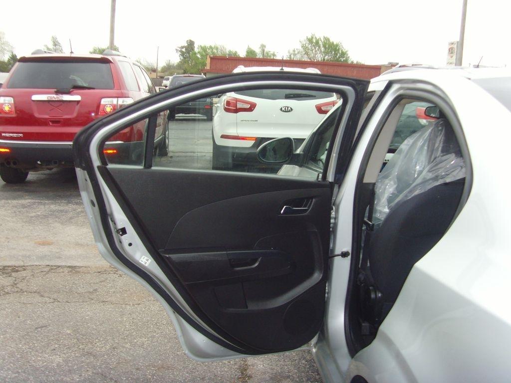 Chevrolet Sonic  2016