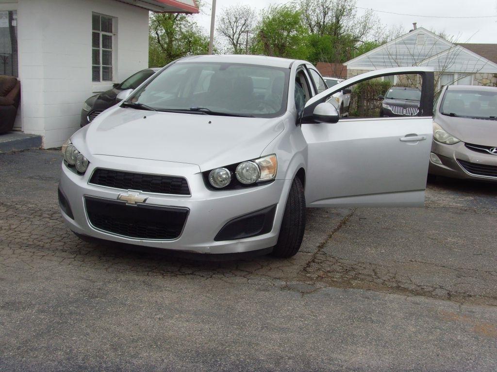 Chevrolet Sonic  2016