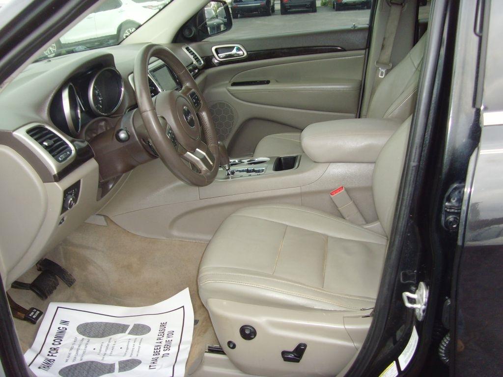 Jeep Grand Cherokee  2013