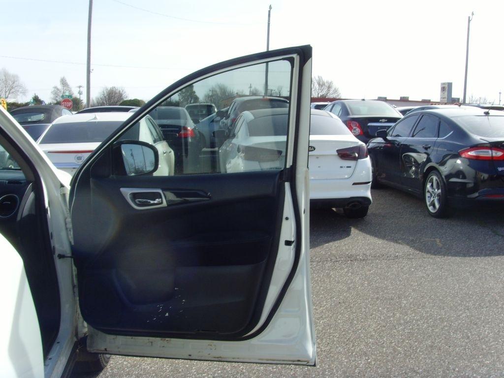 Nissan Pathfinder  2013
