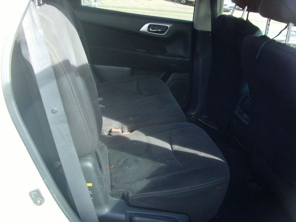 Nissan Pathfinder  2013