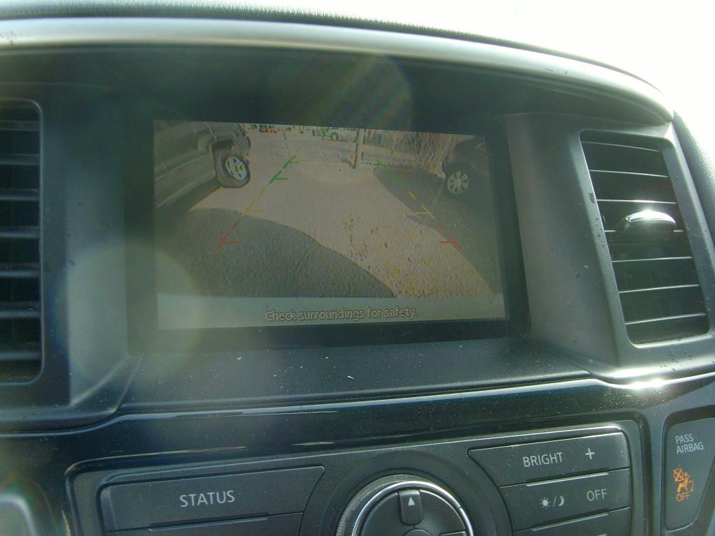Nissan Pathfinder  2013