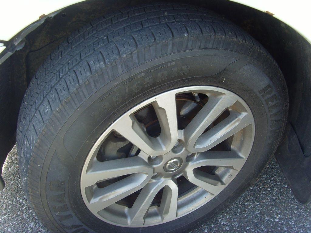 Nissan Pathfinder  2013