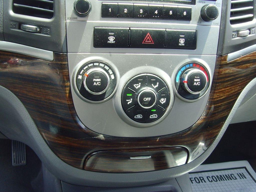 Hyundai Santa Fe  2010