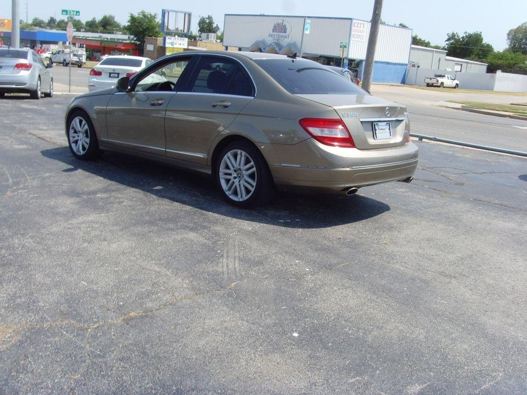 Mercedes-Benz C-Class  2009