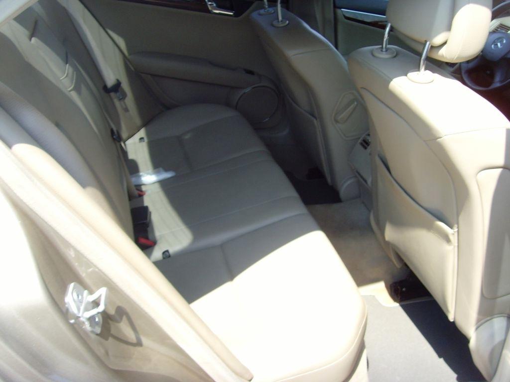 Mercedes-Benz C-Class  2009
