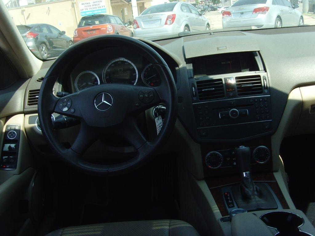 Mercedes-Benz C-Class  2009