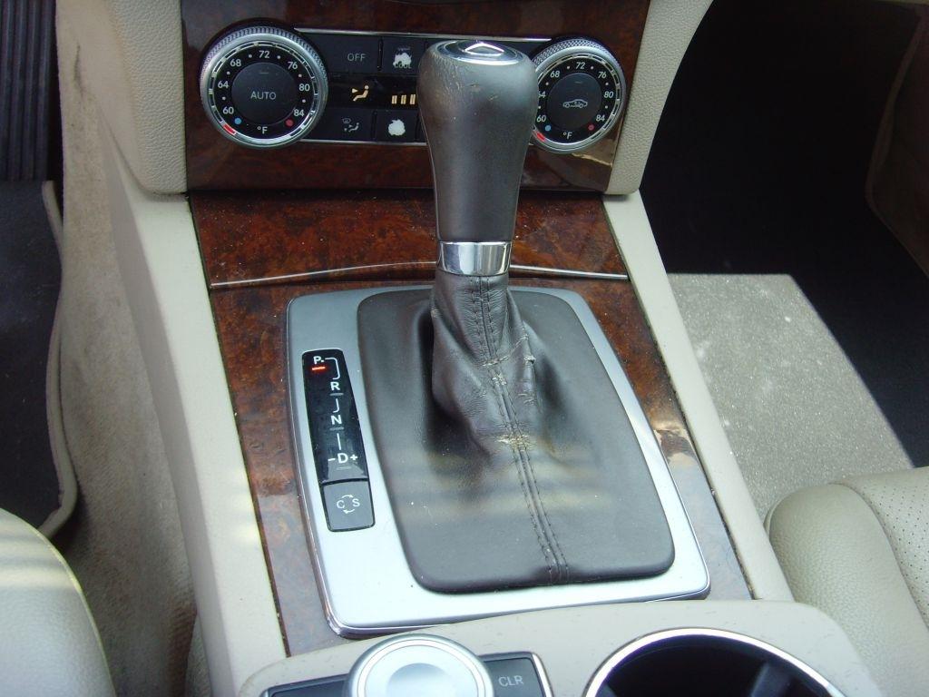 Mercedes-Benz C-Class  2009