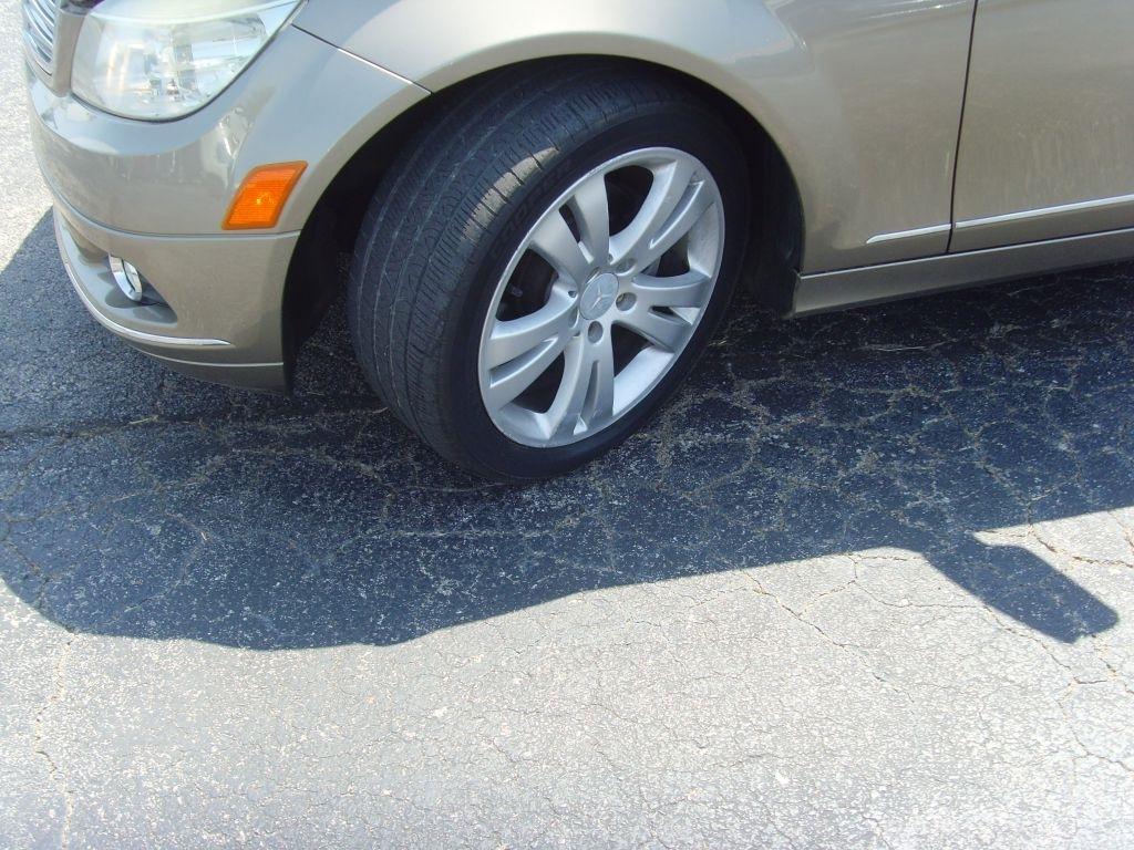 Mercedes-Benz C-Class  2009
