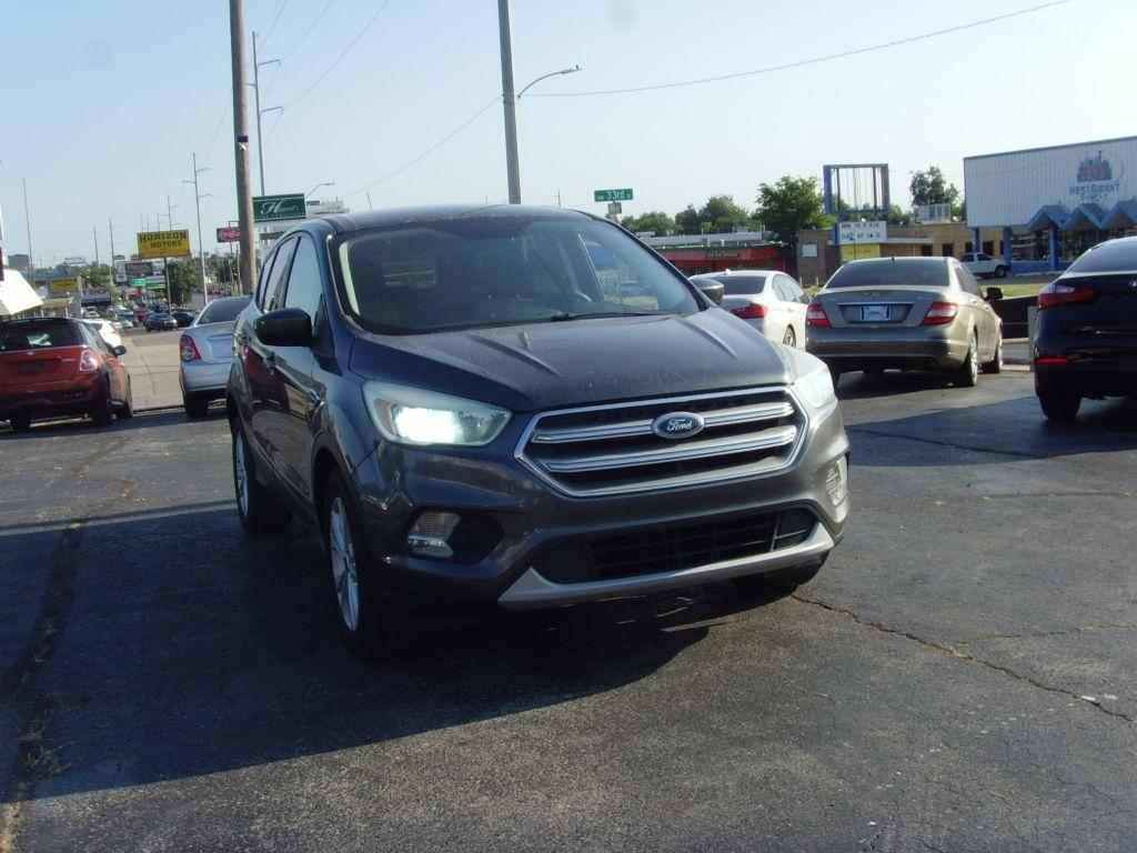 Ford Escape  2017