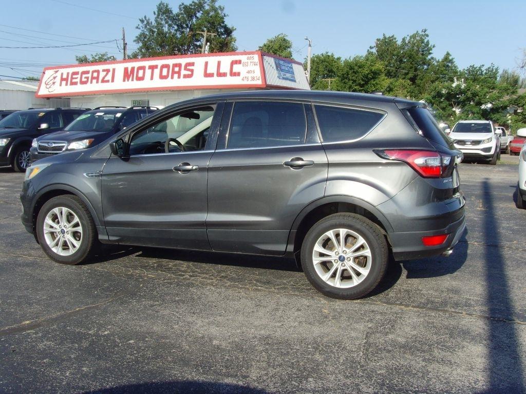 Ford Escape  2017