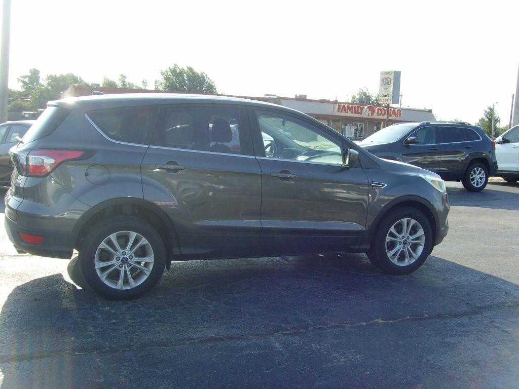 Ford Escape  2017