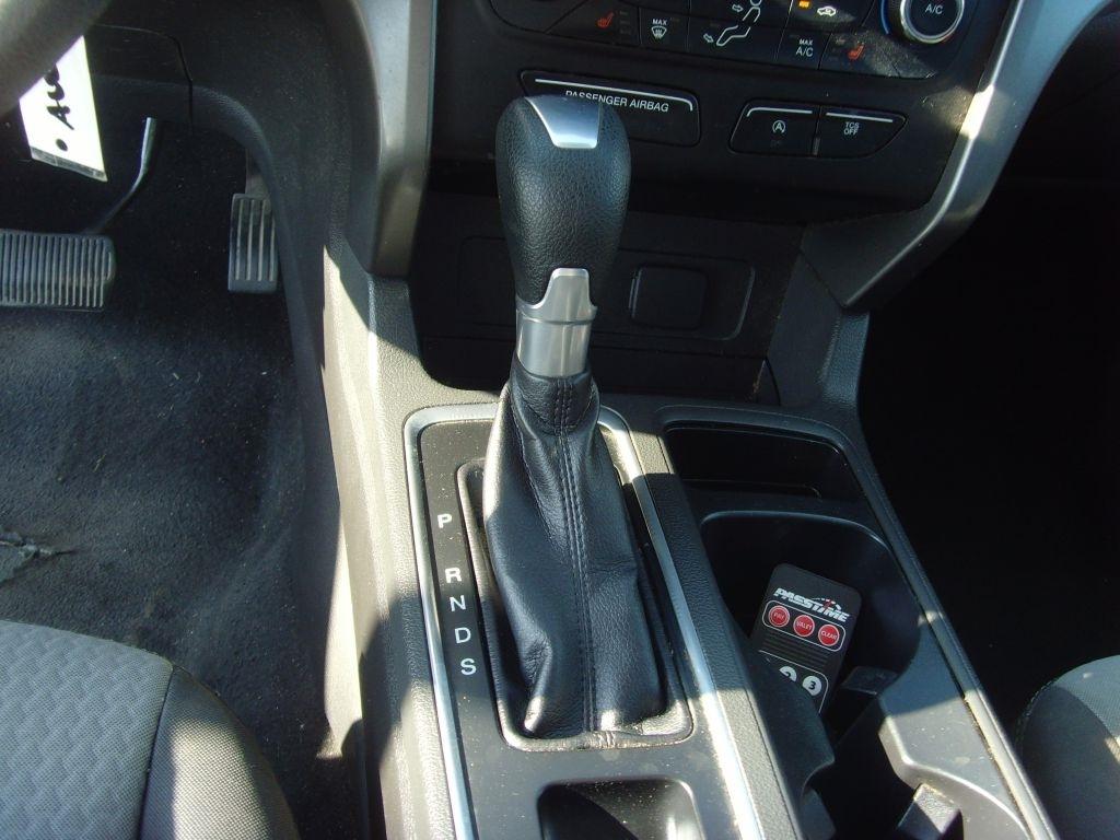 Ford Escape  2017
