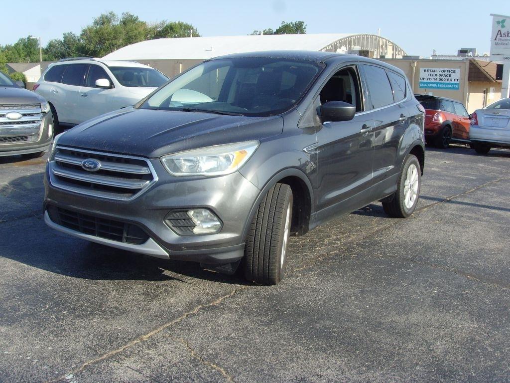 Ford Escape  2017