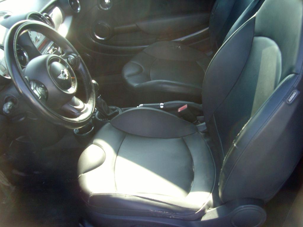 MINI Cooper  2012