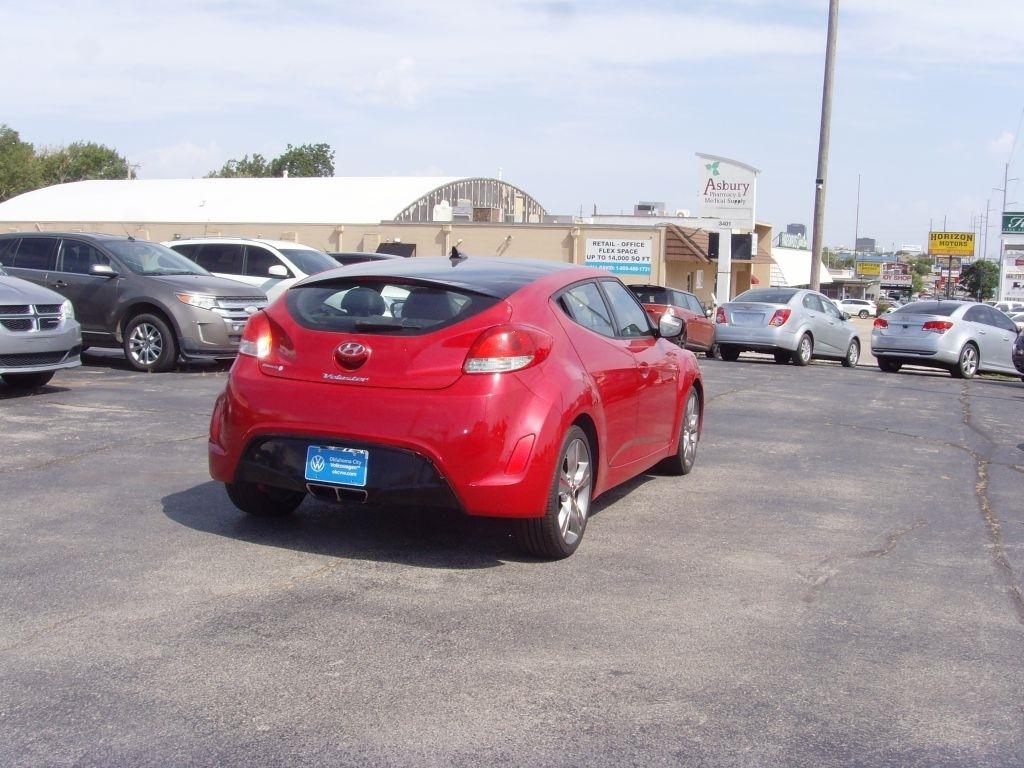 Hyundai Veloster  2016