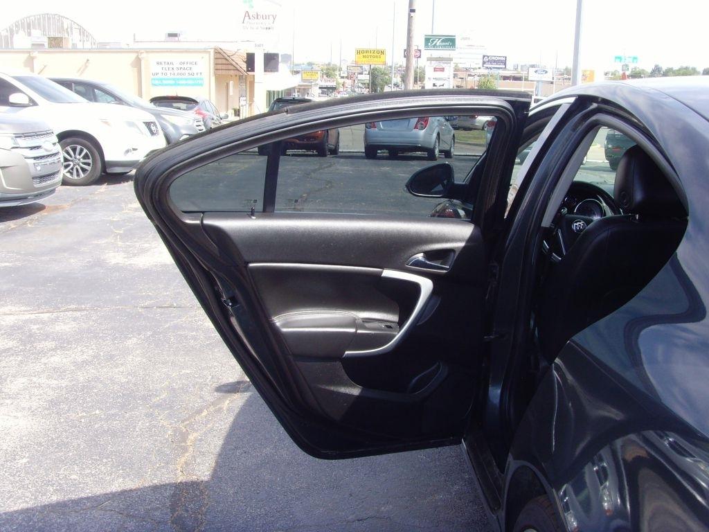 Buick Regal  2012
