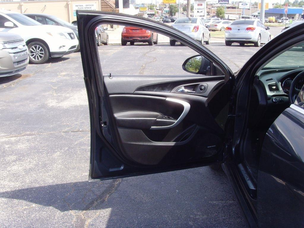 Buick Regal  2012