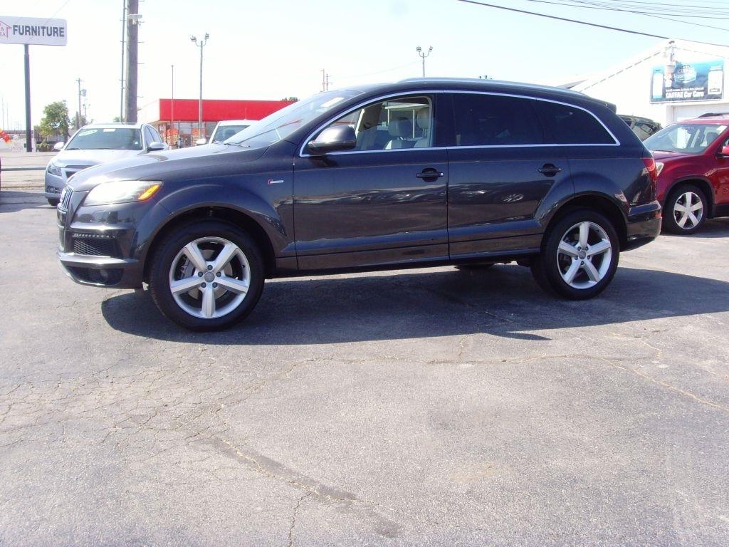 Audi Q7  2015