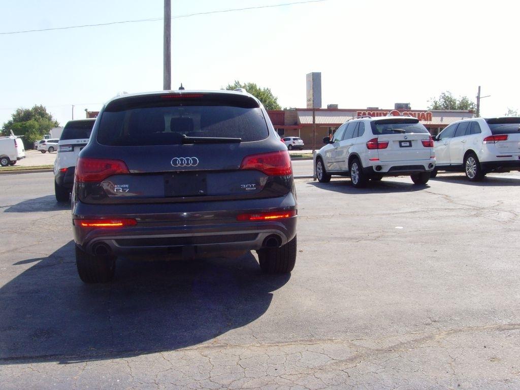 Audi Q7  2015