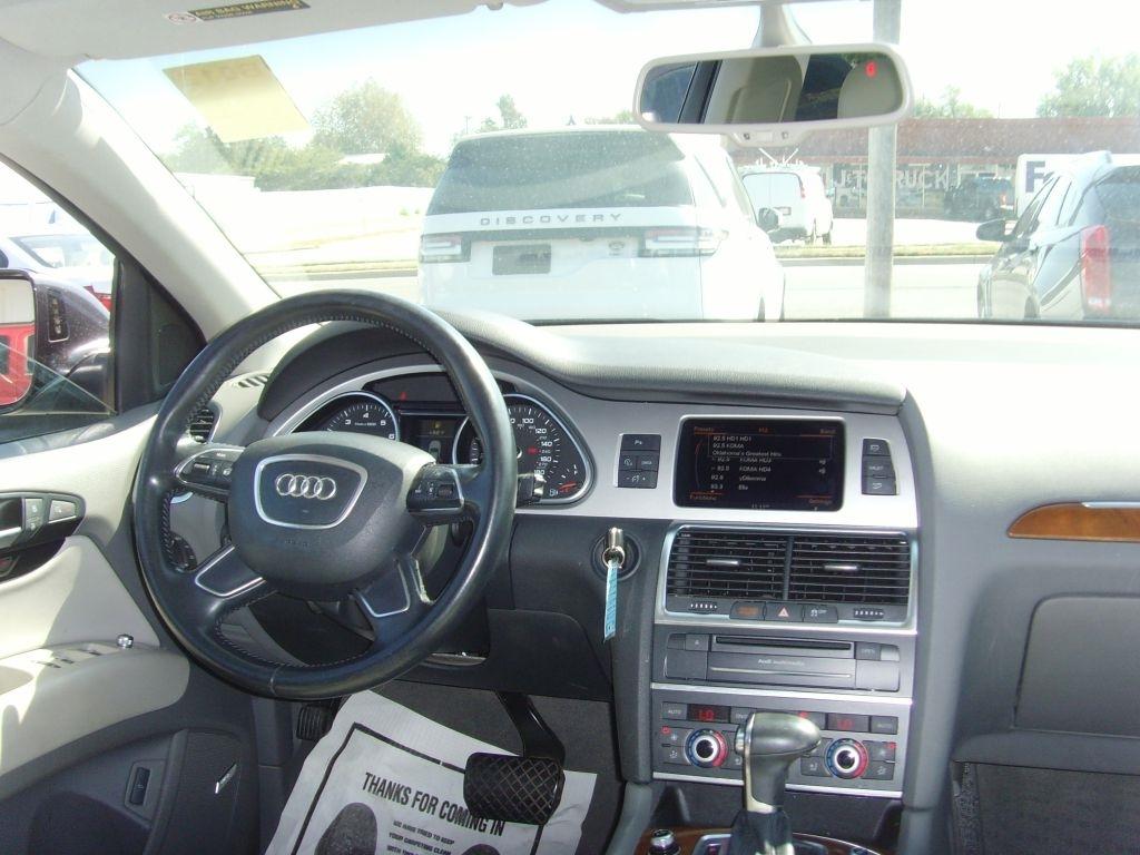 Audi Q7  2015