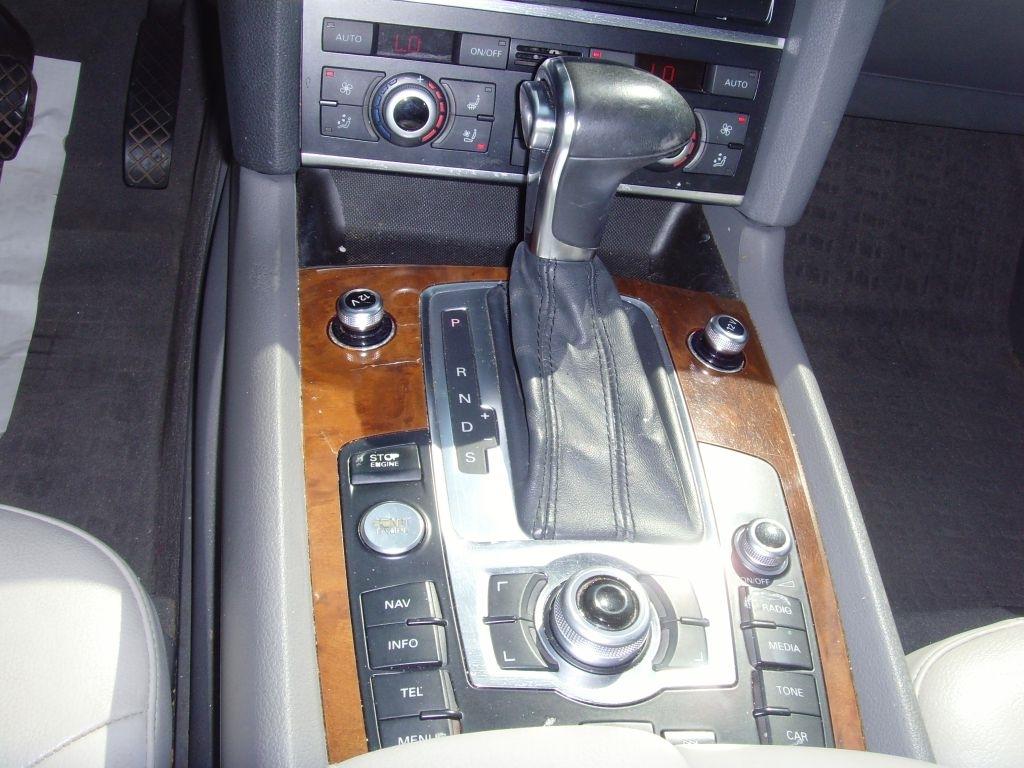 Audi Q7  2015