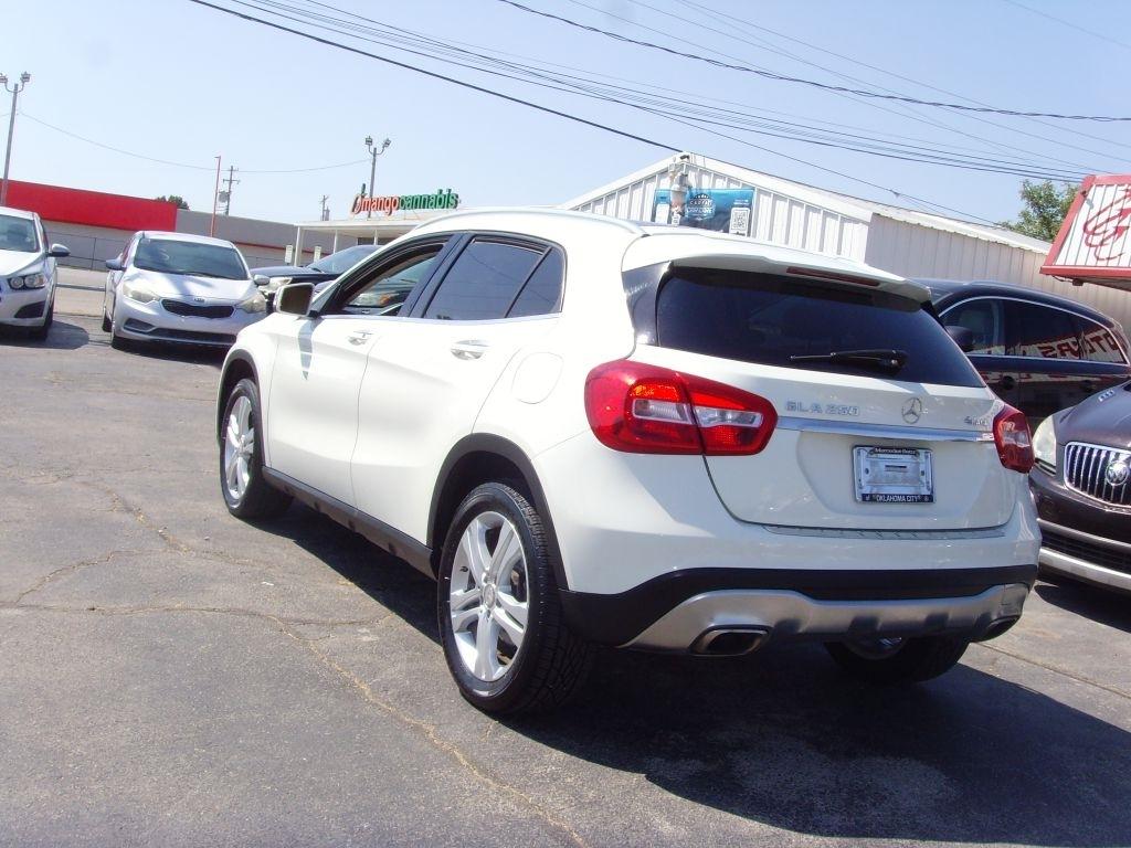 Mercedes-Benz GLA-Class  2018