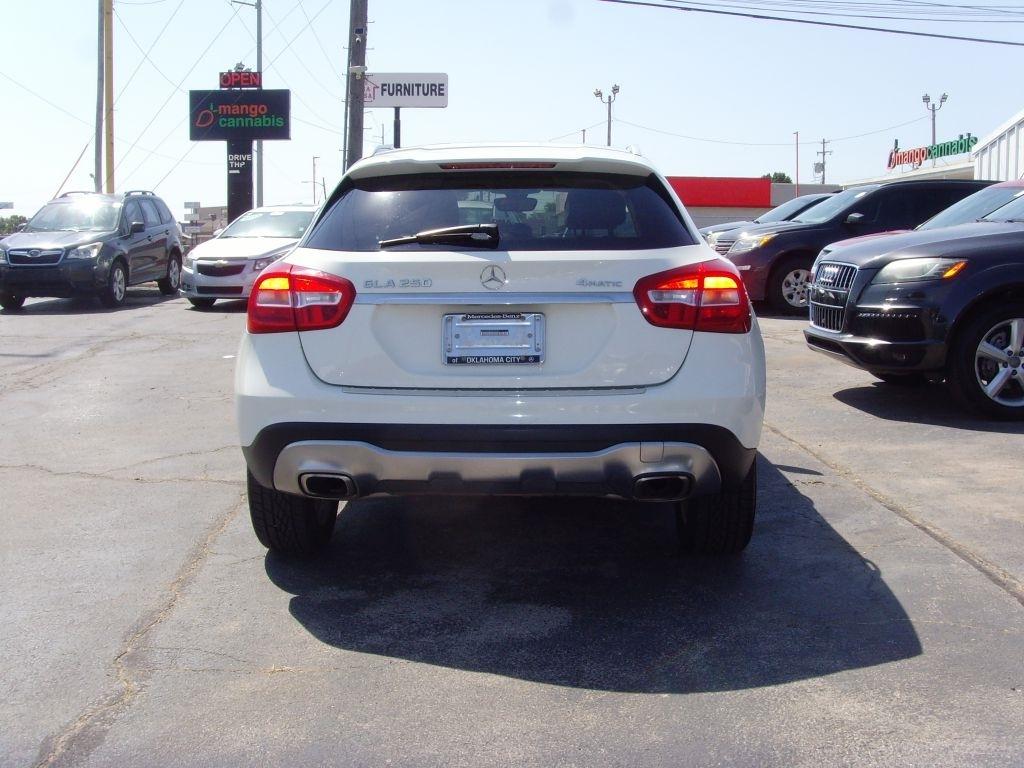 Mercedes-Benz GLA-Class  2018