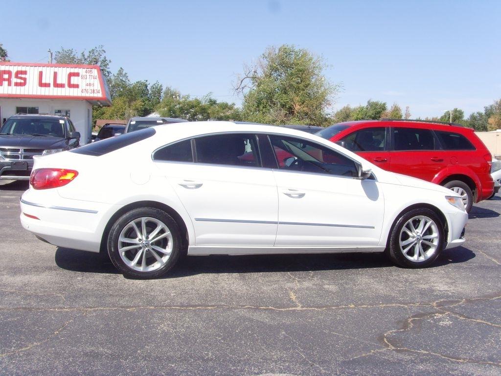 Volkswagen CC  2010