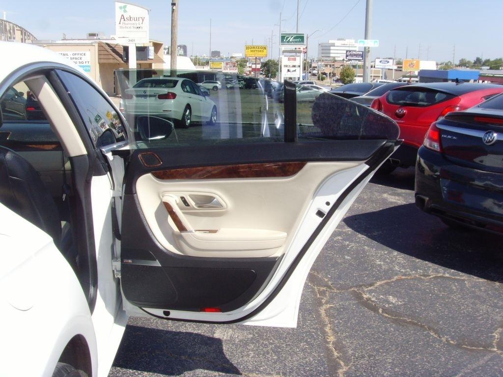 Volkswagen CC  2010