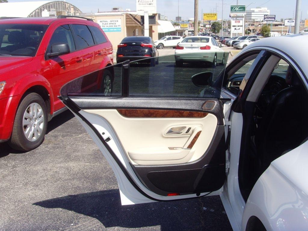 Volkswagen CC  2010