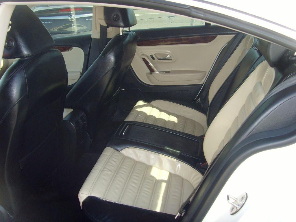 Volkswagen CC  2010