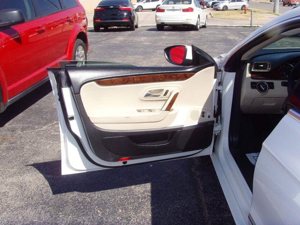 Volkswagen CC  2010