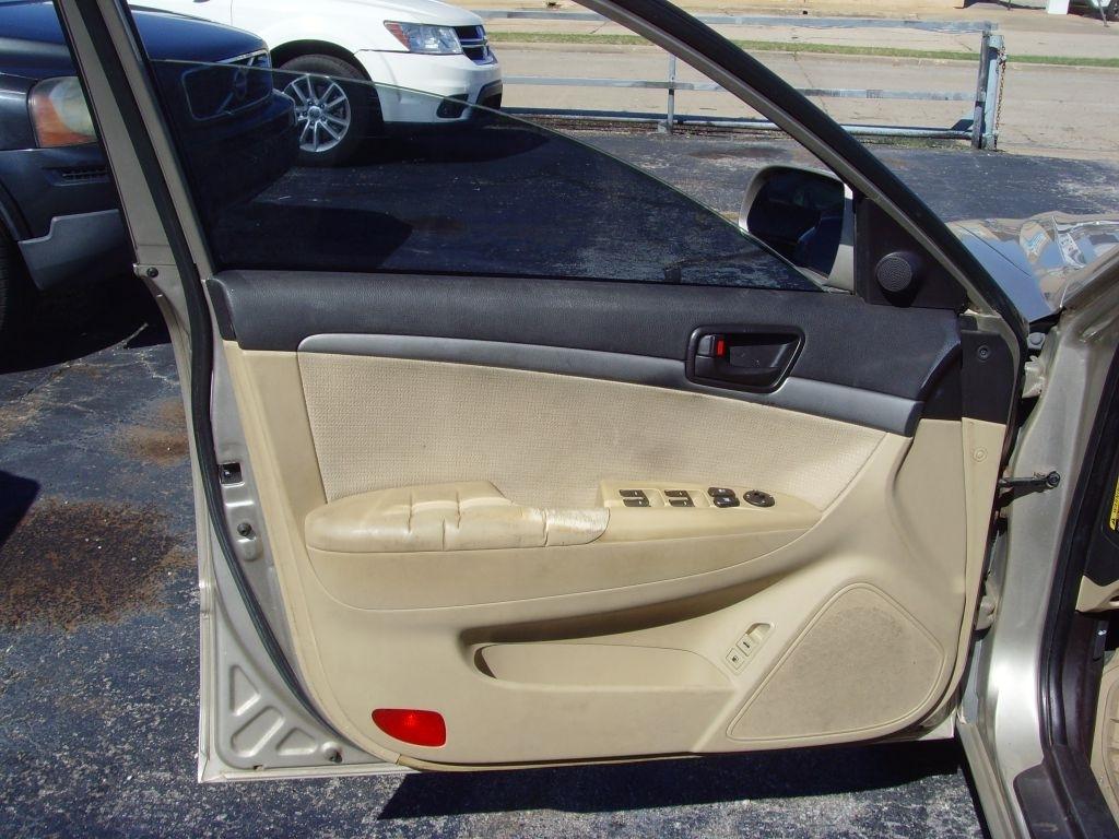 Hyundai Sonata  2010