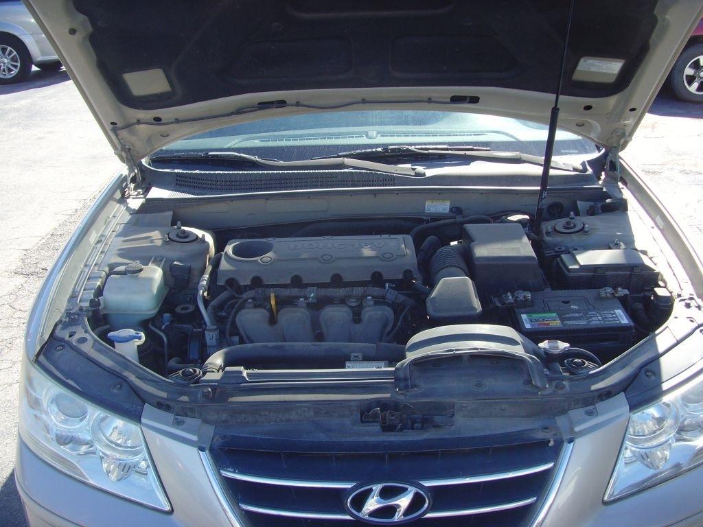 Hyundai Sonata  2010