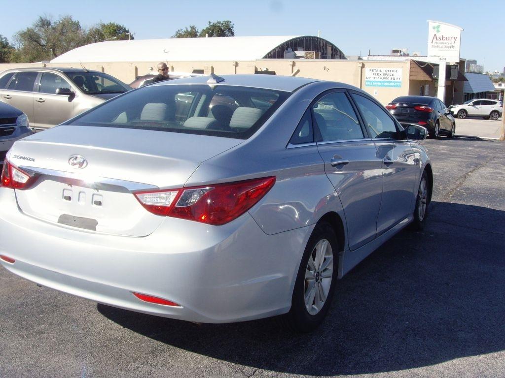 Hyundai Sonata  2014