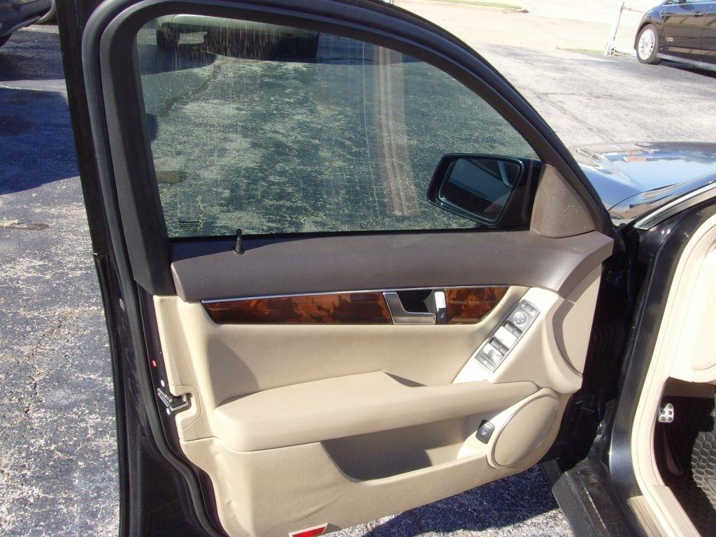 Mercedes-Benz C-Class  2012