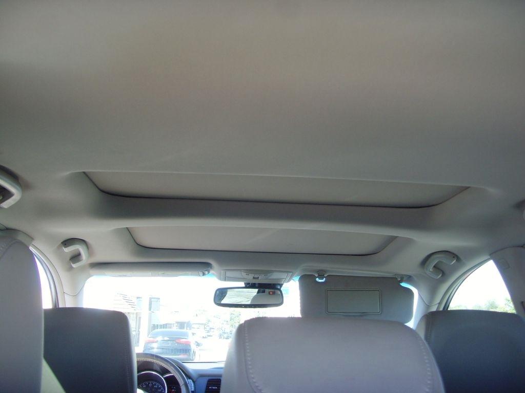 Nissan Murano  2012