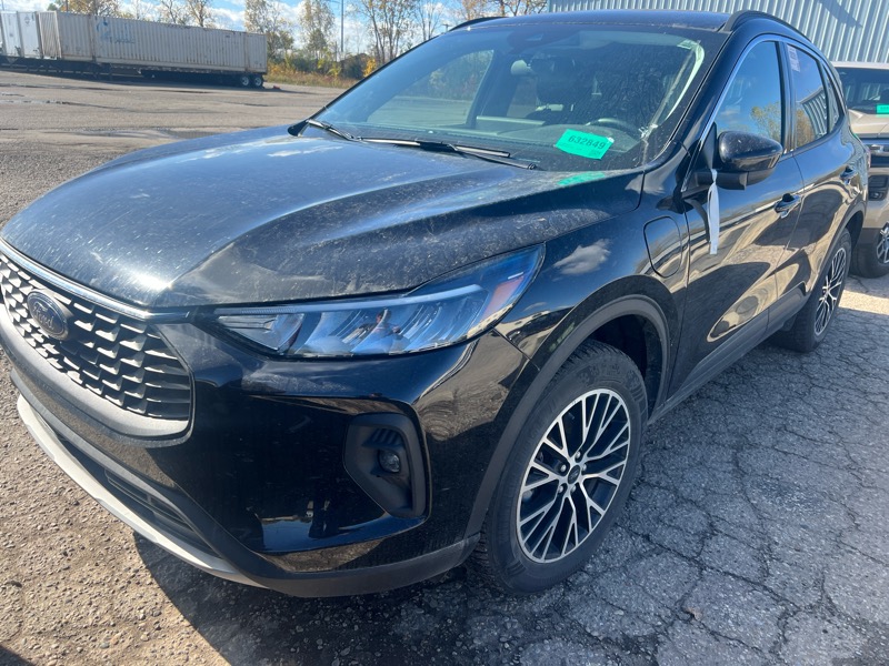 2024 Ford Escape Plug-in Hybrid Base