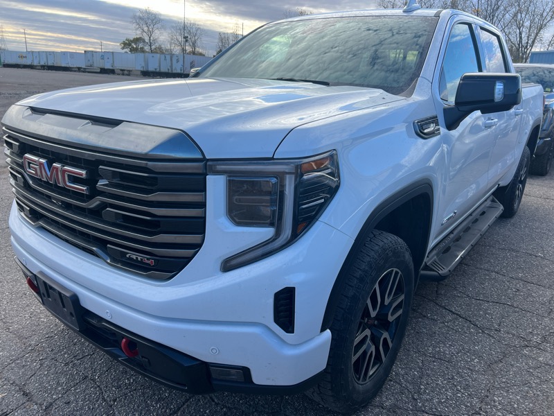 2024 GMC Sierra 1500 AT4 Crew Cab 4WD