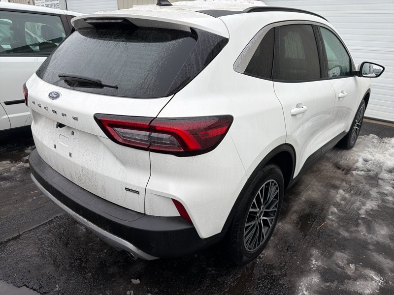 Ford Escape Plug-in Hybrid Base 2024