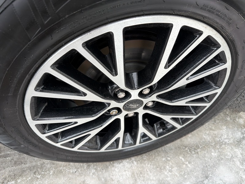 Ford Escape Plug-in Hybrid Base 2024