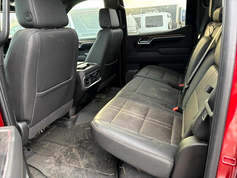 Chevrolet Silverado 1500 High Country Crew Cab 4WD 2025