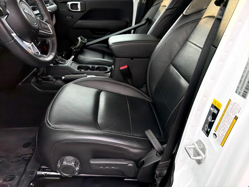 Jeep Wrangler Unlimited Sahara 2023