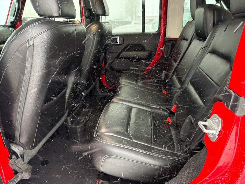 Jeep Wrangler Unlimited Sahara 2021