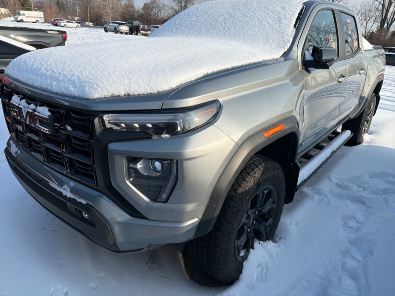 2024 GMC Canyon Elevation Crew Cab 4WD