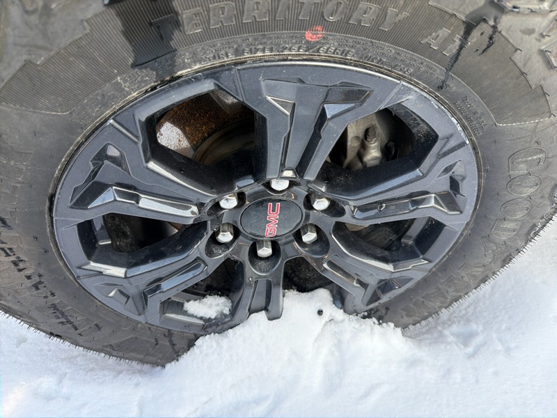 GMC Canyon Elevation Crew Cab 4WD 2024