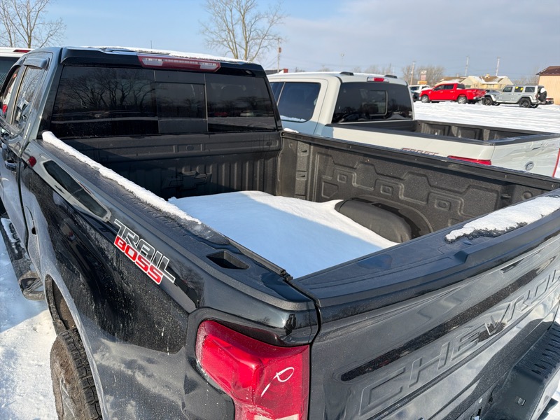 Chevrolet Silverado 1500 LT Trail Boss Crew Cab 4WD 2020