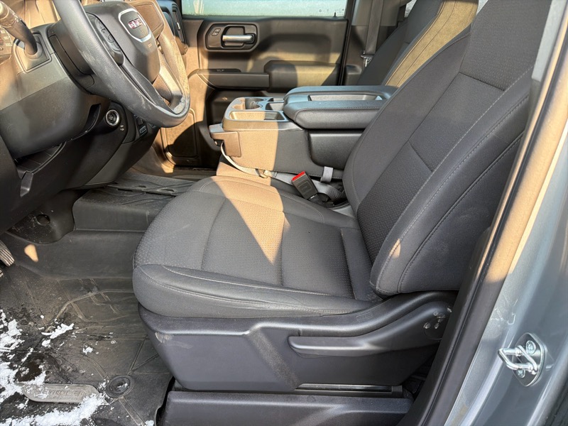 GMC Sierra 1500 Pro Crew Cab Short Box 4WD 2023