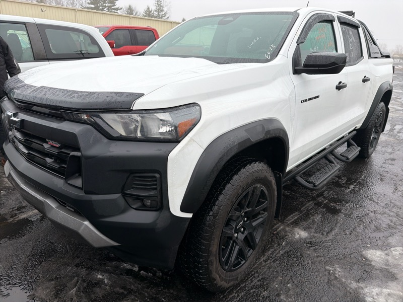 2025 Chevrolet Colorado Trail Boss Crew Cab 4WD